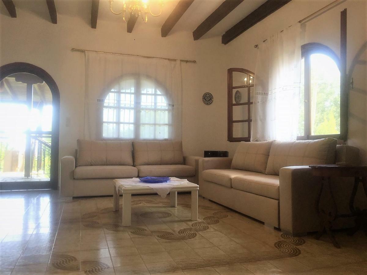 Katerina'S Holiday Home クリオピギ エクステリア 写真