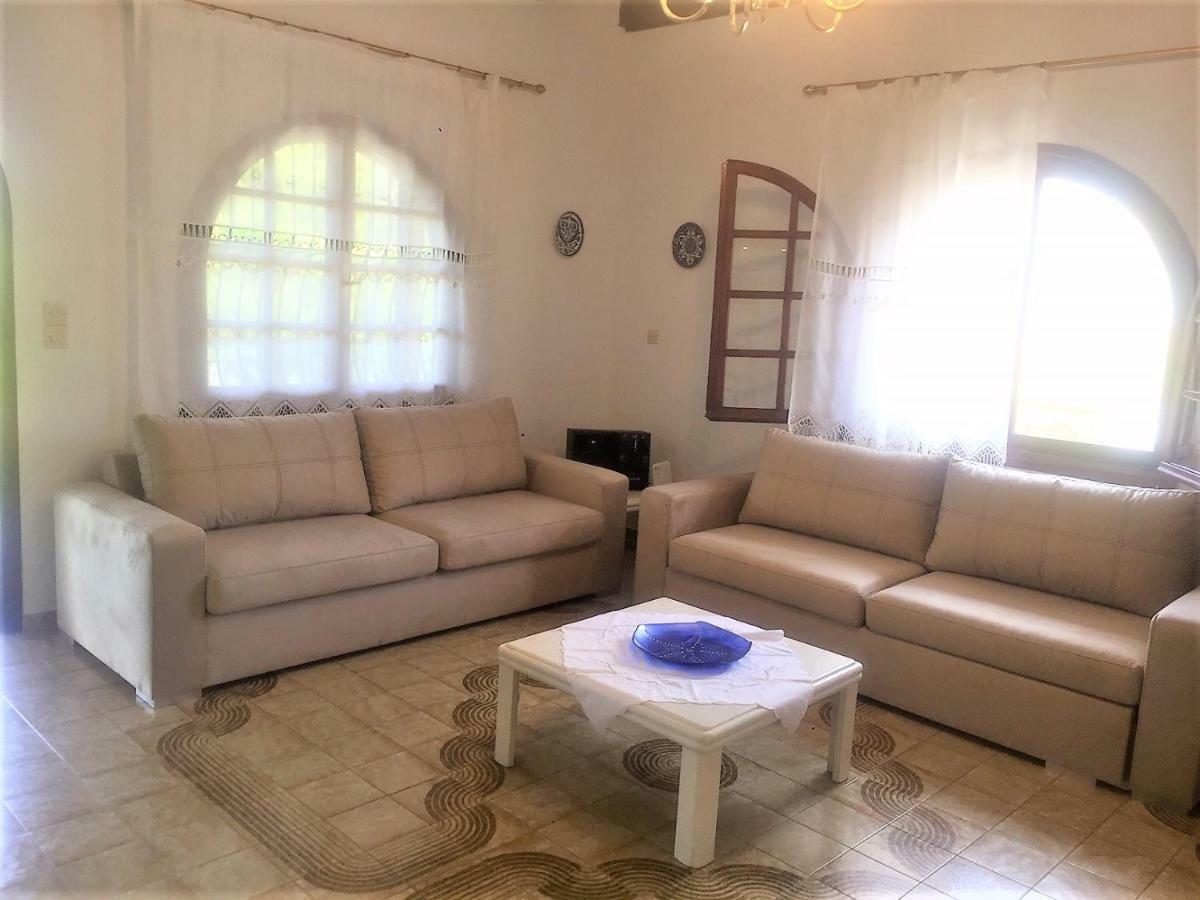 Katerina'S Holiday Home クリオピギ エクステリア 写真